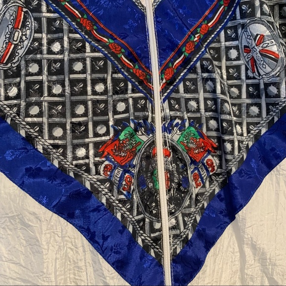 Northern Climate | Windbreaker Jacket - Picture 6 of 16